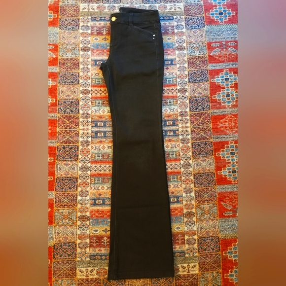 WHBM Black Denim Jeans - Picture 6 of 6